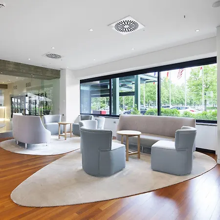 Otel Nh Milano Congress Centre 4*