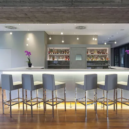 Otel Nh Milano Congress Centre